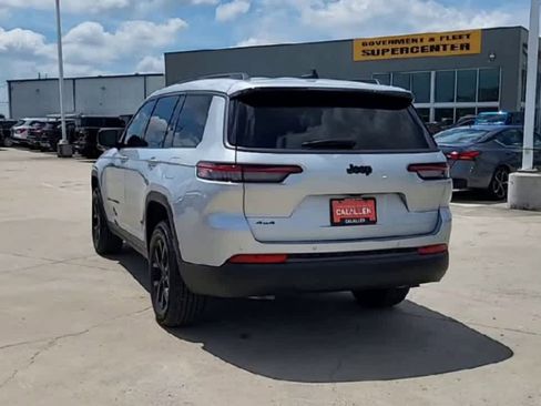 Used 2026 Jeep Grand Cherokee L 4WD image 6
