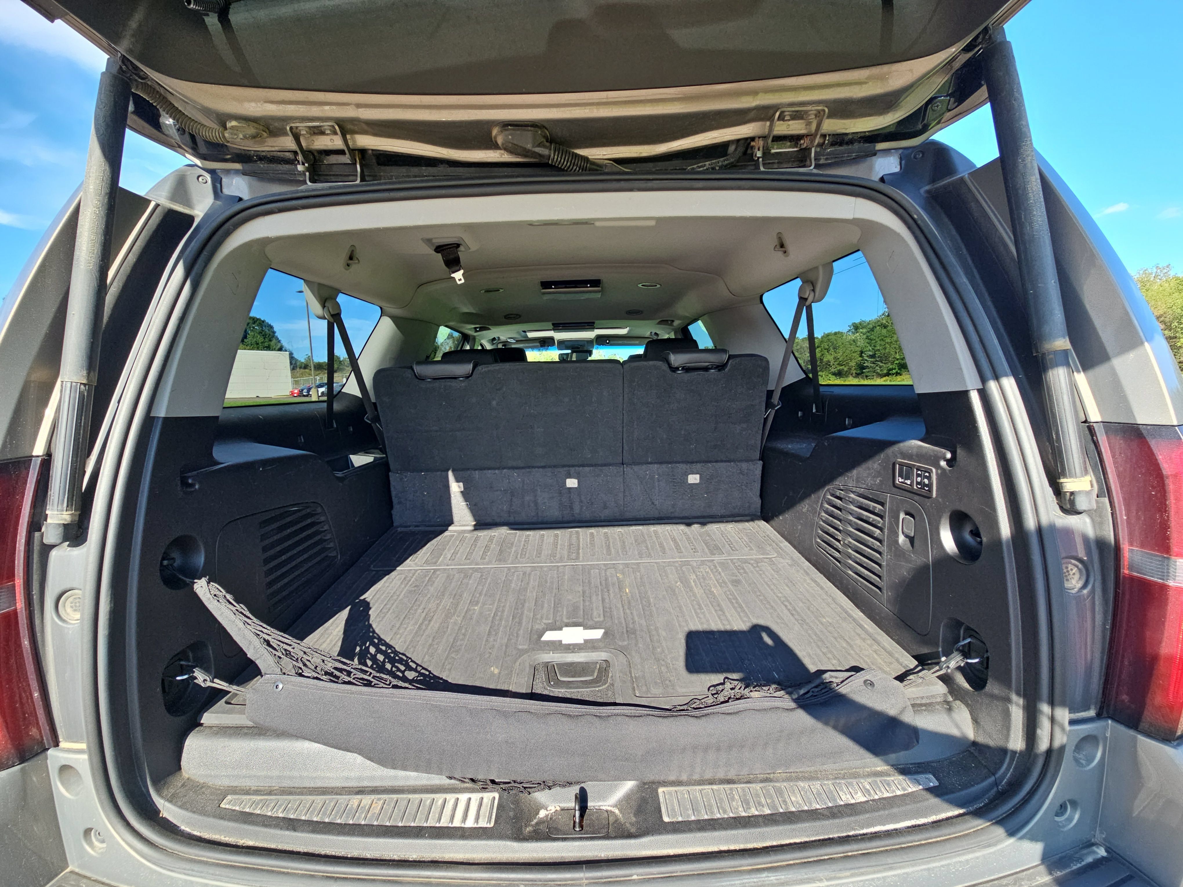 Used 2019 Chevrolet Suburban Premier AWD/4WD image 5