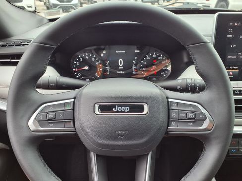 Used 2024 Jeep Compass Limited AWD/4WD image 15