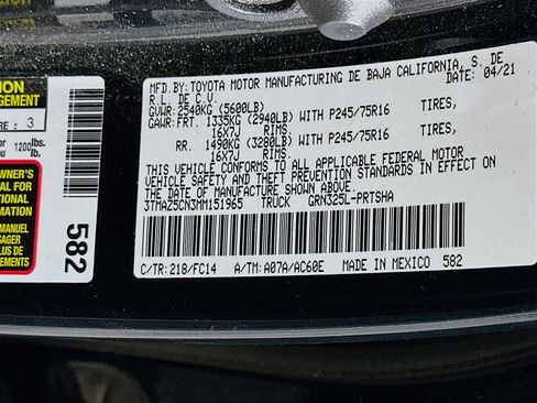 Used 2021 Toyota Tacoma SR5 RWD image 12