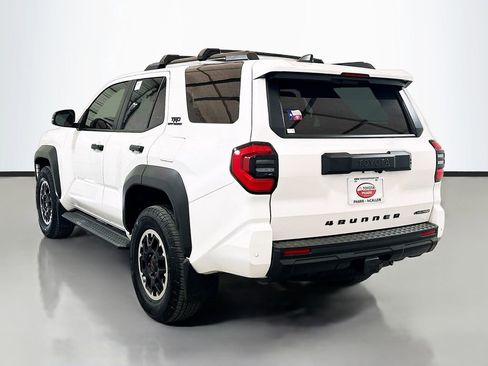 Used 2025 Toyota 4Runner TRD Off-Road image 6