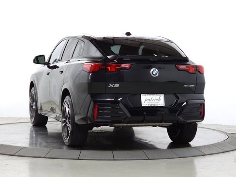 Used 2025 BMW X2 xDrive28i w/ Technology Package AWD/4WD image 6