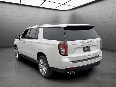 Used 2023 Chevrolet Suburban High Country w/ Premium Package 2 image 3