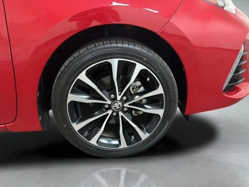 Used 2017 Toyota Corolla SE w/ Body Protection Package FWD image 23