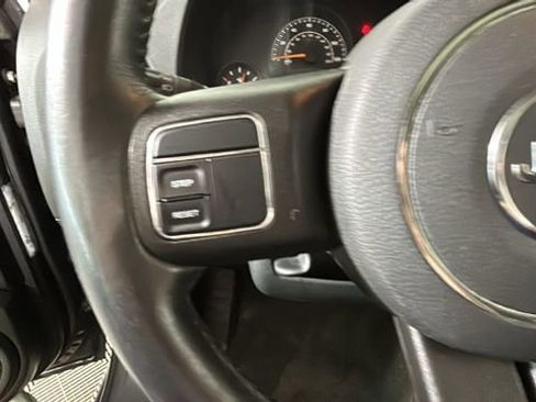 Used 2016 Jeep Patriot High Altitude AWD/4WD image 16