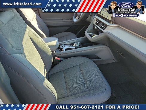 New 2026 Ford Explorer Active image 17