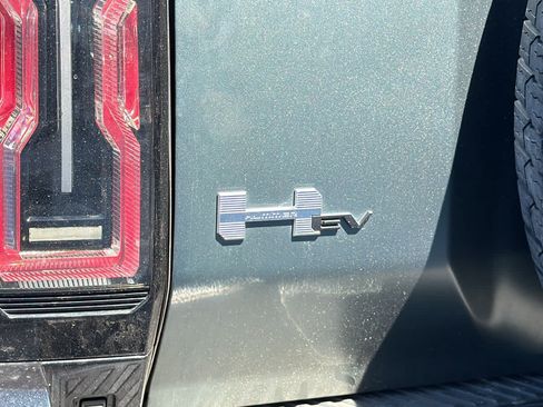 Used 2024 GMC Hummer EV 3X AWD/4WD image 11