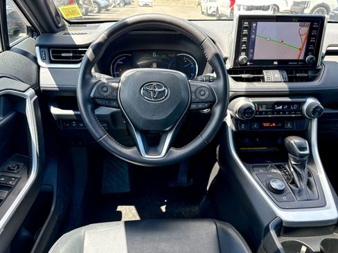 Used 2020 Toyota RAV4 XSE AWD/4WD image 34