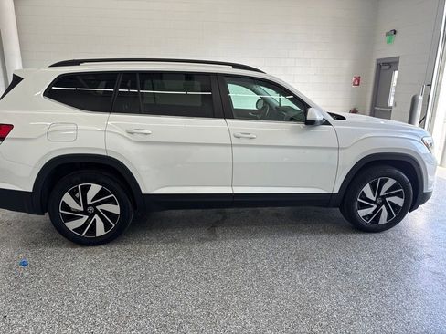New 2026 Volkswagen Atlas SE FWD image 6