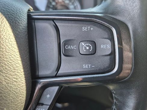 Used 2021 RAM 1500 Big Horn w/ Built-to-serve Edition image 19