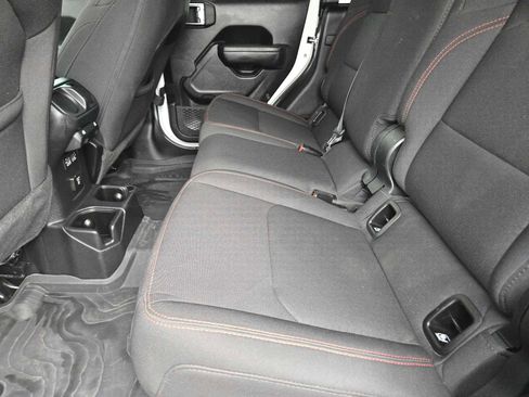 Used 2023 Jeep Gladiator Rubicon w/ LED Lighting Group image 28