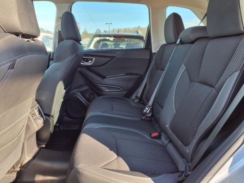 Certified 2023 Subaru Forester Premium image 7