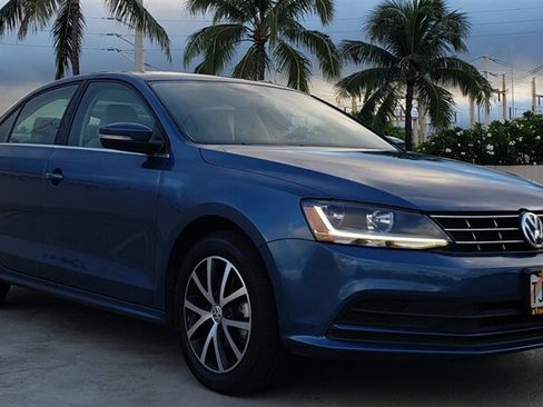 Used 2018 Volkswagen Jetta SE FWD image 4