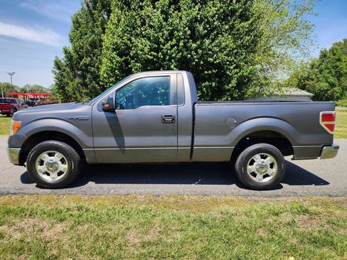 Used 2014 Ford F150 XLT w/ Equipment Group 301A Mid RWD image 1