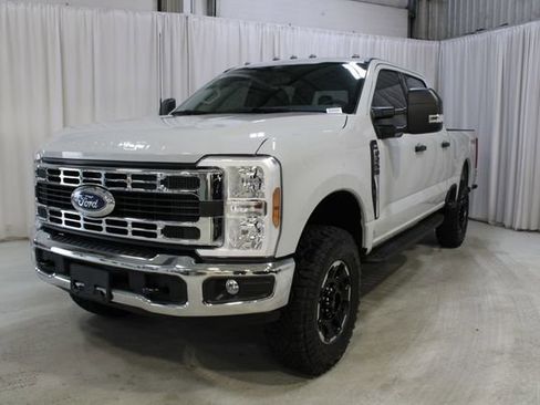 New 2026 Ford F250 XLT w/ Tremor Off-Road Package image 36
