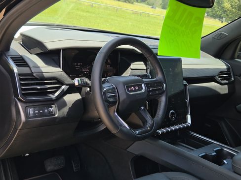 Used 2024 GMC Acadia AT4 w/ Luxury Package AWD/4WD image 14