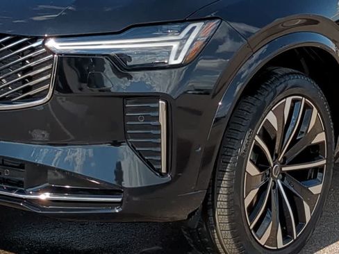 Certified 2026 Volvo XC90 B6 Plus AWD/4WD image 10