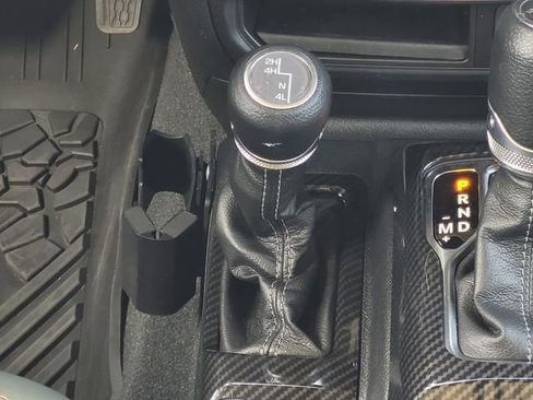 Used 2024 Jeep Gladiator Sport AWD/4WD image 20