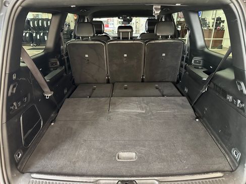 Used 2022 Jeep Wagoneer Series II image 42