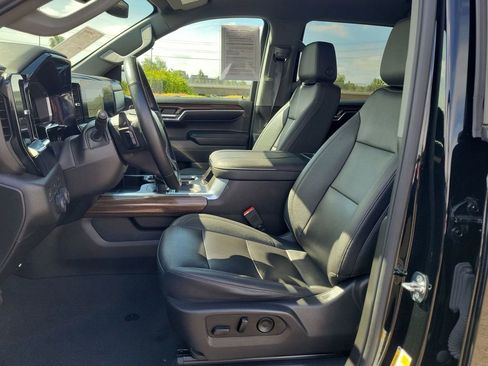 Used 2024 Chevrolet Silverado 1500 RST w/ Redline Edition image 19