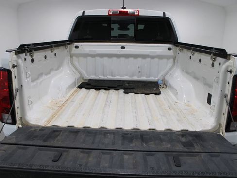 Used 2023 Chevrolet Colorado W/T w/ WT Convenience Package II AWD/4WD image 14