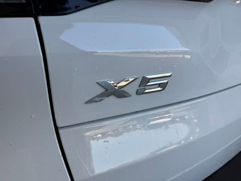 Used 2024 BMW X5 xDrive40i w/ Premium Package image 35