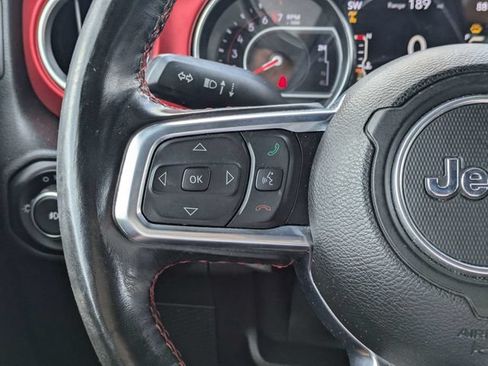 Used 2021 Jeep Wrangler Unlimited Rubicon AWD/4WD image 25