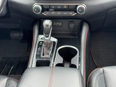 Used 2023 Nissan Altima 2.5 SR image 14