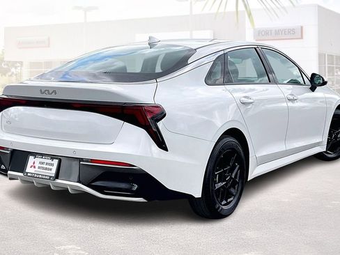 Used 2025 Kia K5 LXS image 32