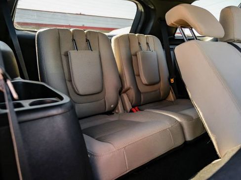 Used 2019 Ford Explorer XLT w/ Equipment Group 201A image 46