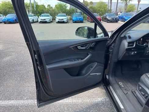Used 2019 Audi Q7 3.0T Prestige w/ Prestige Package AWD/4WD image 9