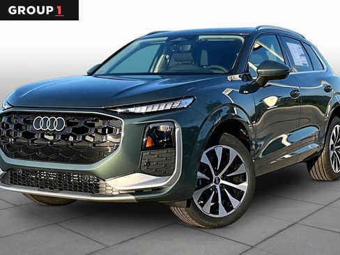 New 2026 Audi Q3 quattro 2.0T AWD/4WD image 1
