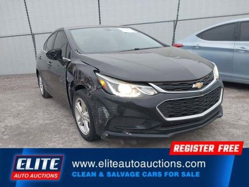 Used 2017 Chevrolet Cruze LT w/ Convenience Package FWD image 2