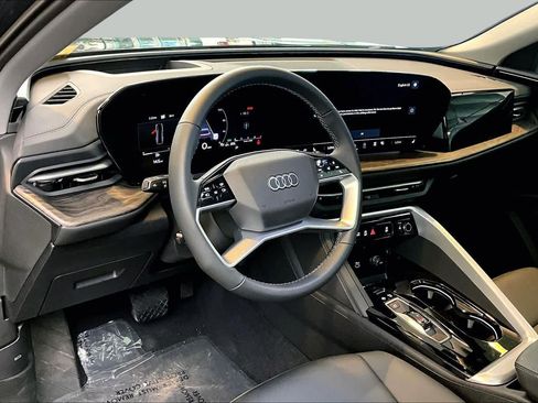 Certified 2025 Audi Q5 Premium Plus AWD/4WD image 17