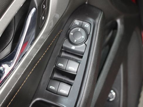 Used 2020 Chevrolet Traverse LT FWD image 7