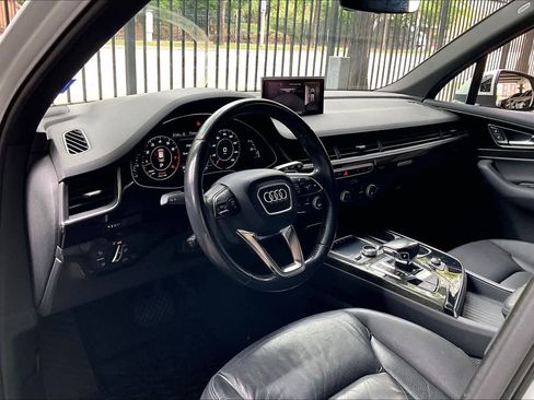 Used 2017 Audi Q7 3.0T Premium Plus image 17
