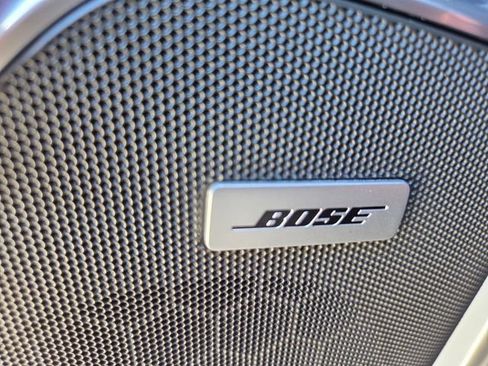 Used 2019 Cadillac Escalade Luxury image 34