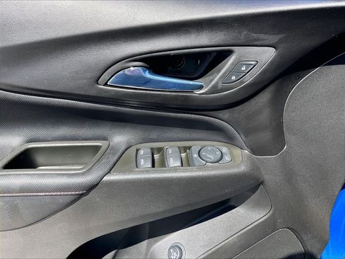 Used 2024 Chevrolet Equinox RS AWD/4WD image 37