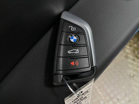 New 2026 BMW 330i xDrive Sedan AWD/4WD image 33