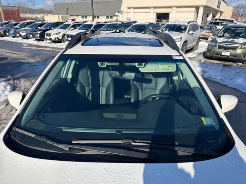 Used 2020 Subaru Outback Limited image 9