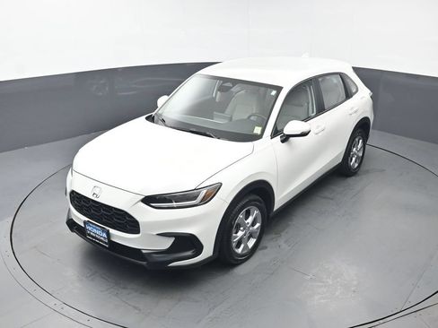 Certified 2024 Honda HR-V LX image 35