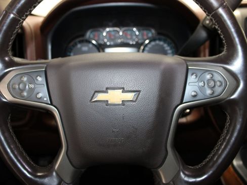 Used 2019 Chevrolet Silverado 2500 High Country w/ Duramax Plus Package AWD/4WD image 35