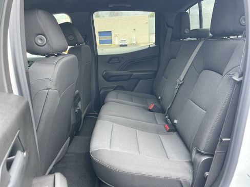 New 2025 Chevrolet Colorado W/T image 25