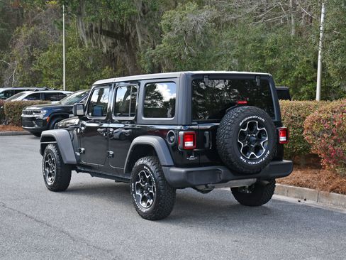 Used 2021 Jeep Wrangler Unlimited Sport S image 3