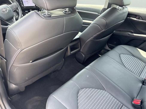 Used 2024 Toyota Camry SE w/ Convenience Package image 12
