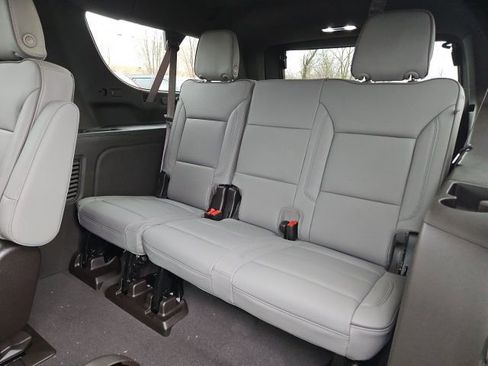 New 2026 GMC Yukon XL Elevation image 16