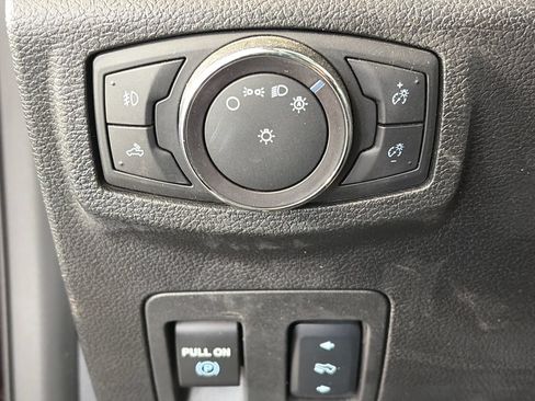 Used 2018 Ford F150 XLT w/ Equipment Group 302A Luxury AWD/4WD image 24