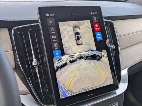 New 2026 Volvo XC90 T8 Plus w/ Protection Package Premier image 10