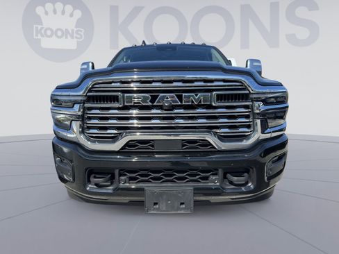 Used 2025 RAM 2500 Limited w/ Bed Utility Group AWD/4WD image 2