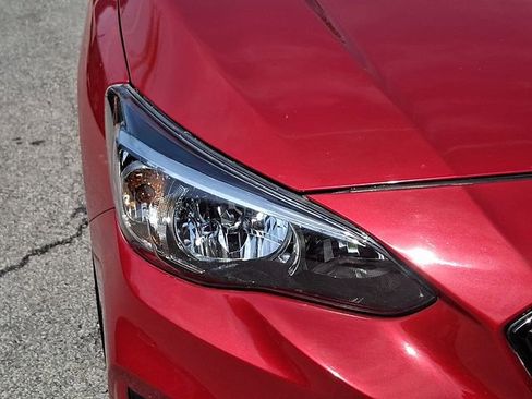 Used 2018 Subaru Impreza 2.0i Sport image 11